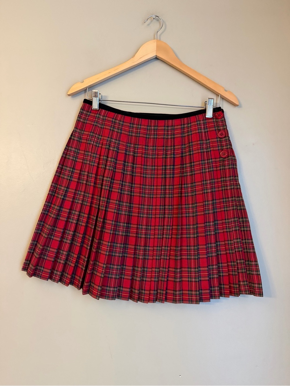 Vtg Liz Claiborne LizSport Wrap Skirt Red Mini Plaid 90s Accordion Pleated